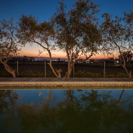 Olive Grove 4 Bedroom Villa *